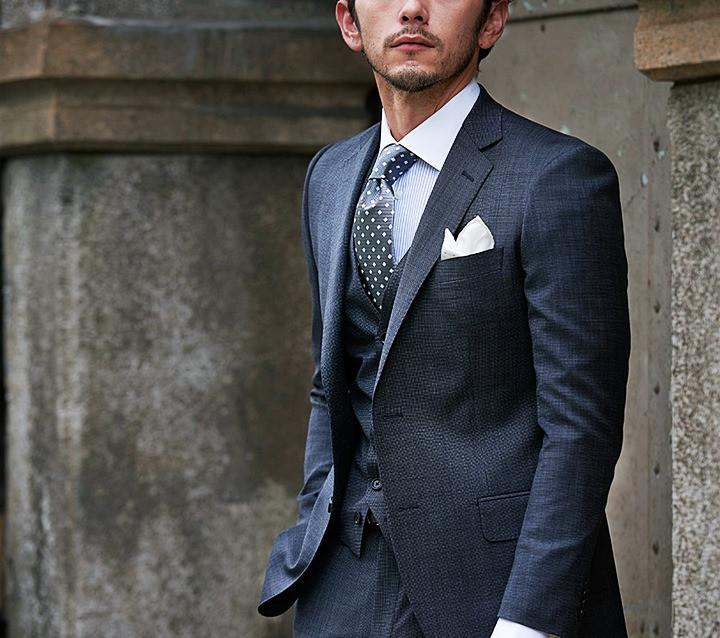 Suit model201704135