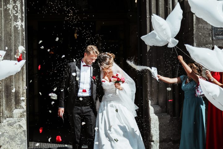 結婚式でのウィングカラーシャツ