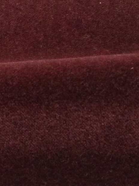 896703