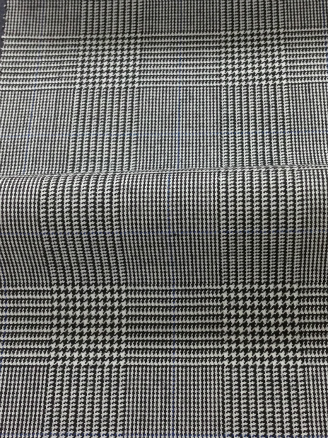 636028